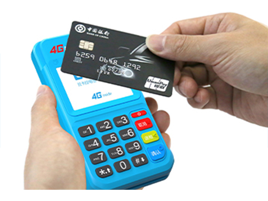 拉卡拉POS機為什么還有流量費_年費?